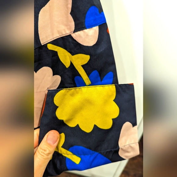 Gorham Raincoat - Picture 2 of 3